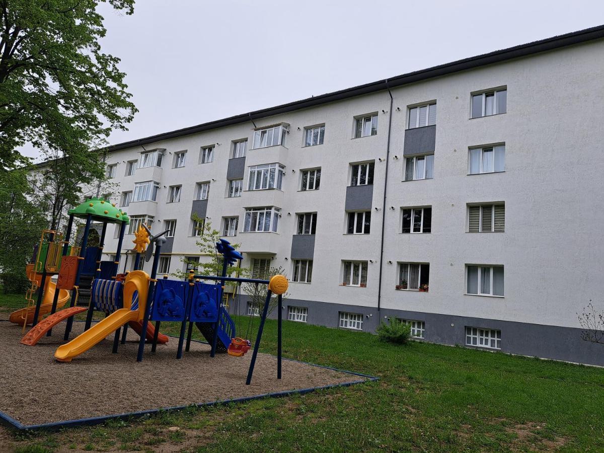Amda Studio Onesti Exterior foto
